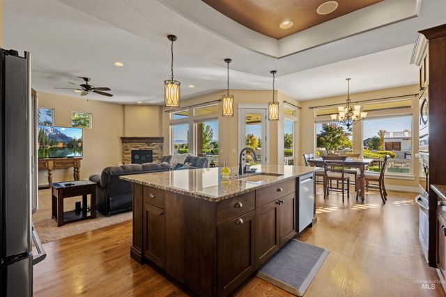 3742 S Stockenham Ave, Meridian, ID 83642