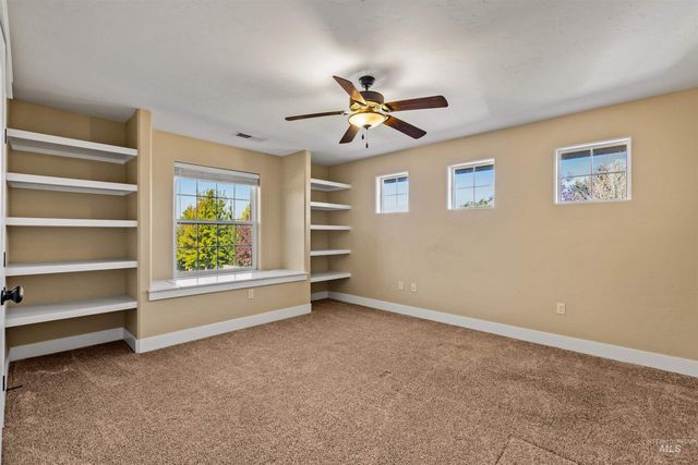 3742 S Stockenham Ave, Meridian, ID 83642