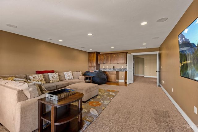 3742 S Stockenham Ave, Meridian, ID 83642