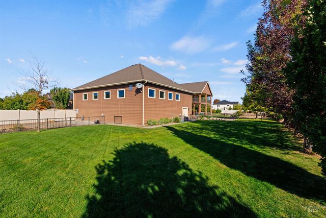 3742 S Stockenham Ave, Meridian, ID 83642