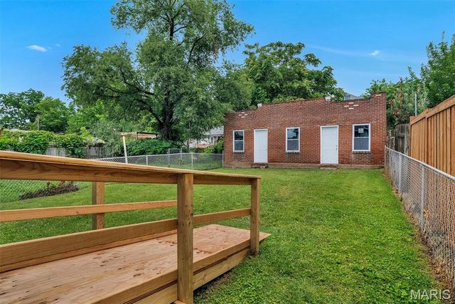 4151 Beethoven Avenue, St Louis, MO 63116