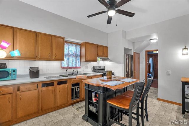 4151 Beethoven Avenue, St Louis, MO 63116