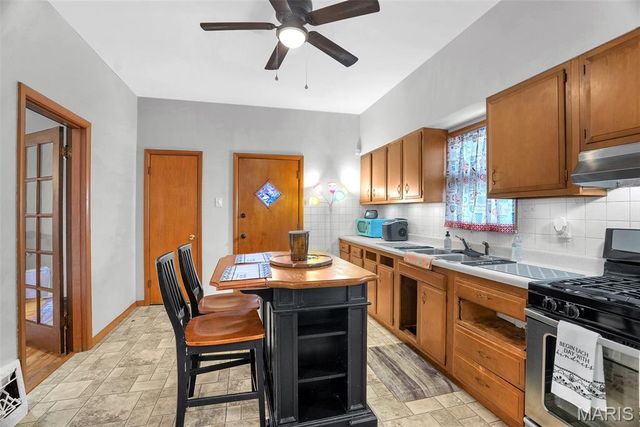 4151 Beethoven Avenue, St Louis, MO 63116
