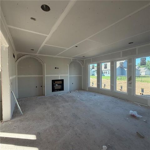 2334 Foxtail Drive, Kearney, MO 64060