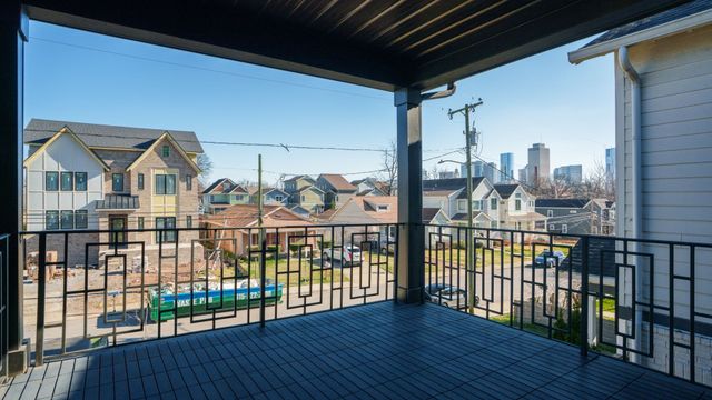 927 11th Ave, N, Nashville, TN 37208