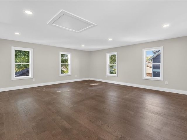 927 11th Ave, N, Nashville, TN 37208