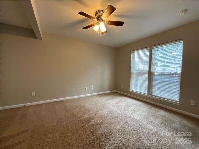 15626 King Louis Court, Charlotte, NC 28277