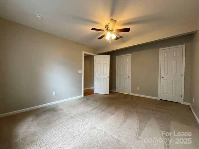 15626 King Louis Court, Charlotte, NC 28277