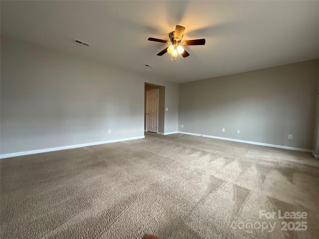 15626 King Louis Court, Charlotte, NC 28277