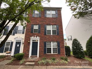 15626 King Louis Court, Charlotte, NC 28277