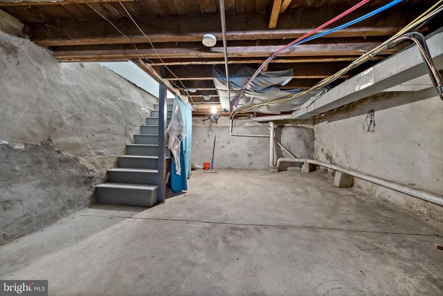 1910 CAMBRIDGE ST, Philadelphia, PA 19130