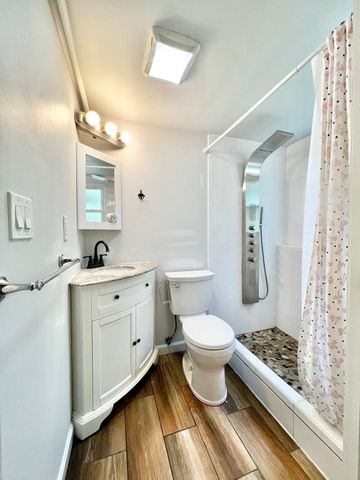 85 Alba Rd, Wellesley, MA 02481