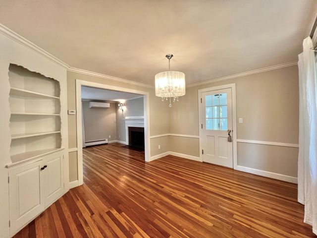 85 Alba Rd, Wellesley, MA 02481