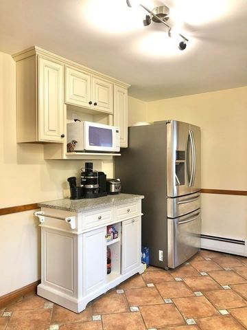 85 Alba Rd, Wellesley, MA 02481