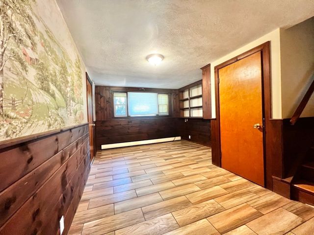 85 Alba Rd, Wellesley, MA 02481