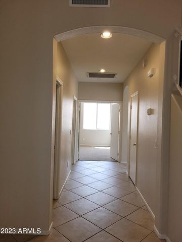 1270 W Flintlock Way, Chandler, AZ 85286