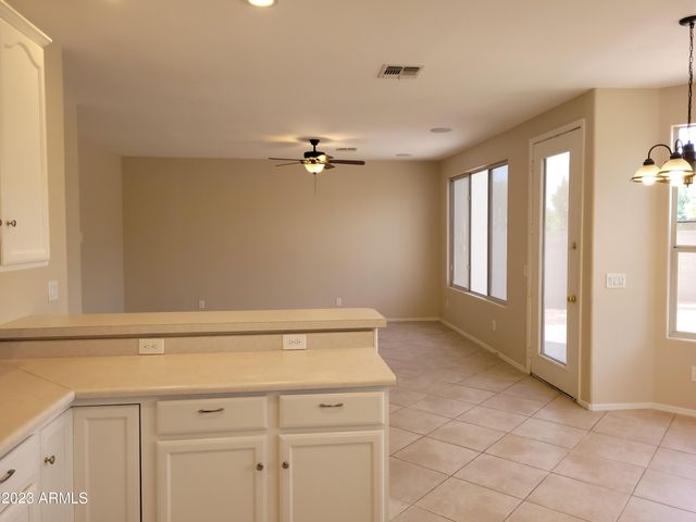1270 W Flintlock Way, Chandler, AZ 85286
