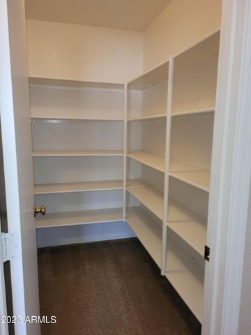 1270 W Flintlock Way, Chandler, AZ 85286