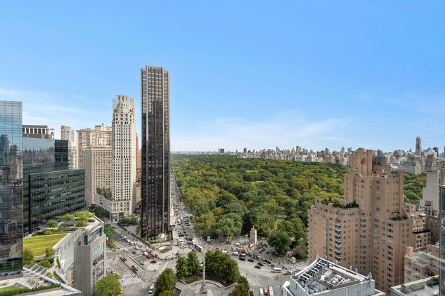 301 W 57th St Apt 28C, New York City, NY 10019