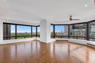 301 W 57th St Apt 28C, New York City, NY 10019