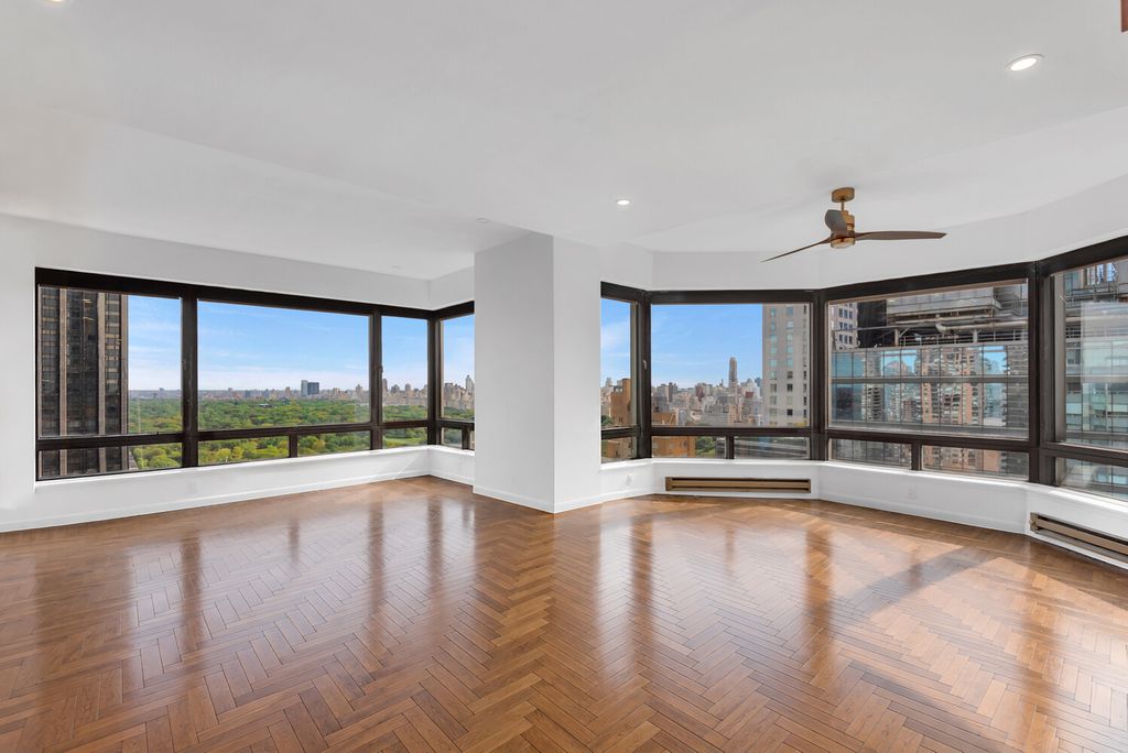 301 W 57th St Apt 28C, New York City, NY 10019