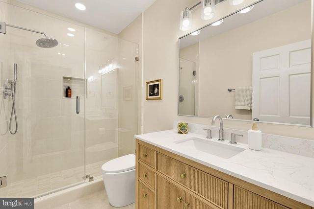 5501 MONTGOMERY ST, Chevy Chase, MD 20815