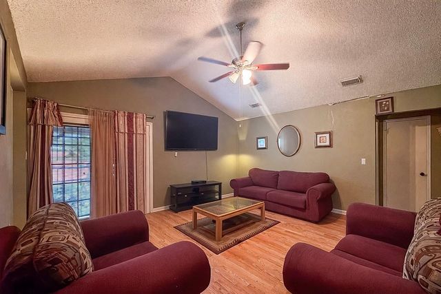 15814 Kenbriar Drive, Houston, TX 77489