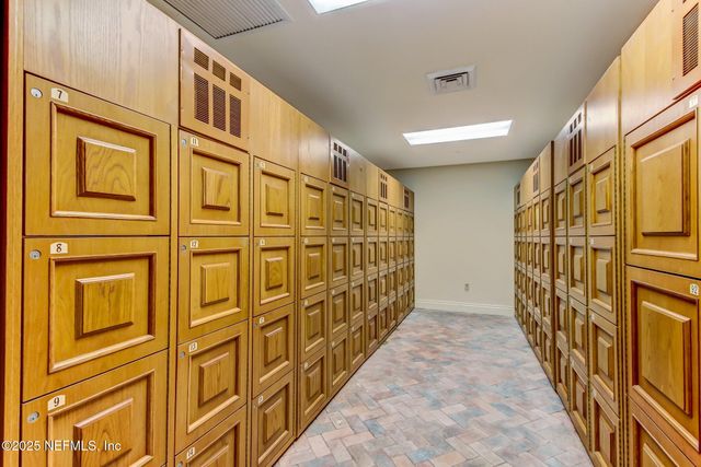 400 E BAY Street, 401, Jacksonville, FL 32202