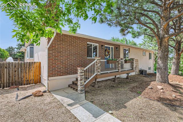 3660 E Wade Lane, Colorado Springs, CO 80917