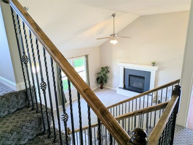3725 N 152nd Court, Basehor, KS 66007
