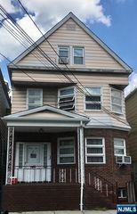 36 6th, Harrison, NJ 07029