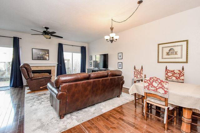 1044 Augusta Drive 1044, Houston, TX 77057