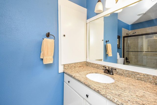 1044 Augusta Drive 1044, Houston, TX 77057