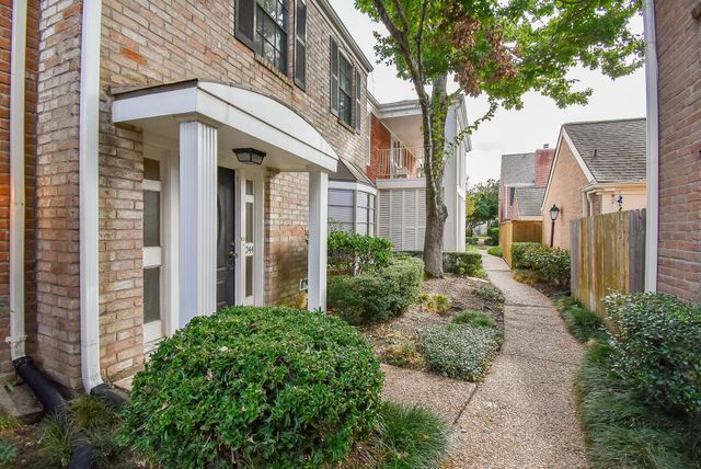 1044 Augusta Drive 1044, Houston, TX 77057