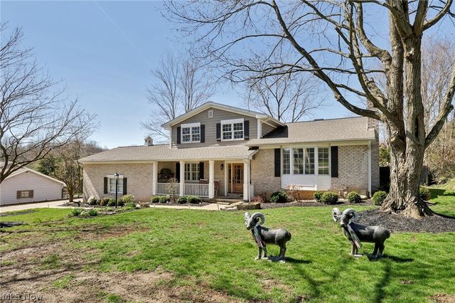 4144 Fairway Drive, Canfield, OH 44406