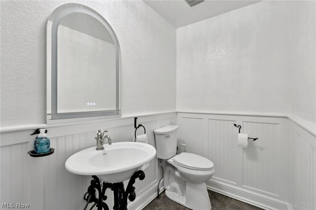 4144 Fairway Drive, Canfield, OH 44406