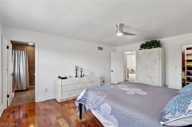 4144 Fairway Drive, Canfield, OH 44406