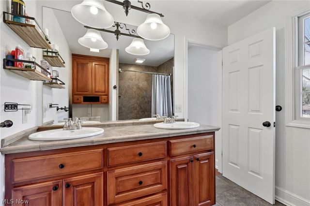 4144 Fairway Drive, Canfield, OH 44406