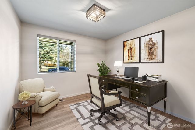 14225 104th Avenue NE, Kirkland, WA 98034