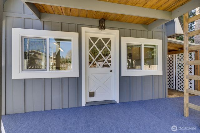 14225 104th Avenue NE, Kirkland, WA 98034