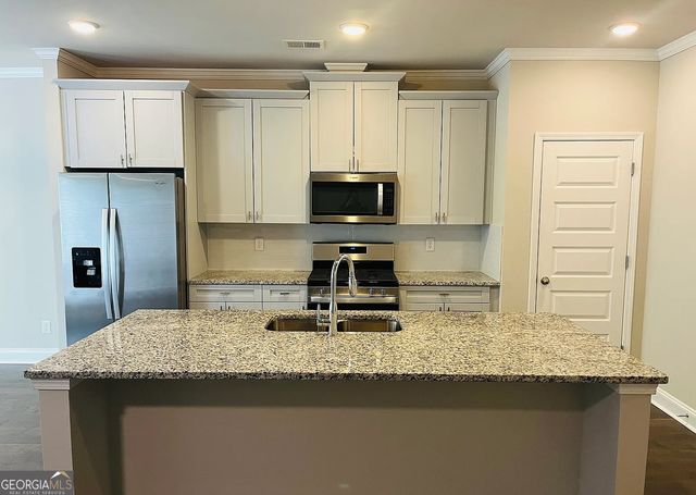 6005 Arbor Knoll Place, Suwanee, GA 30024