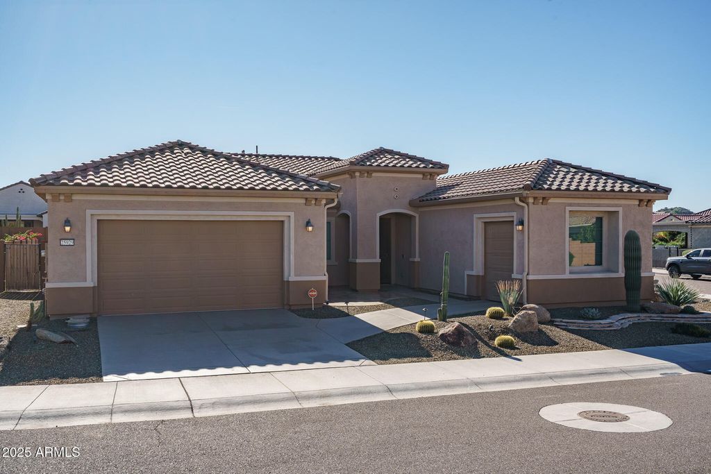 25929 W TARO Drive, Buckeye, AZ 85396 — exterior