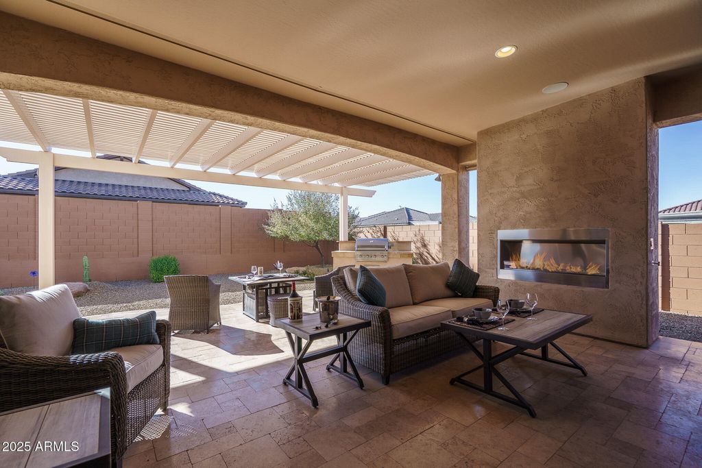 25929 W TARO Drive, Buckeye, AZ 85396 — photo 2