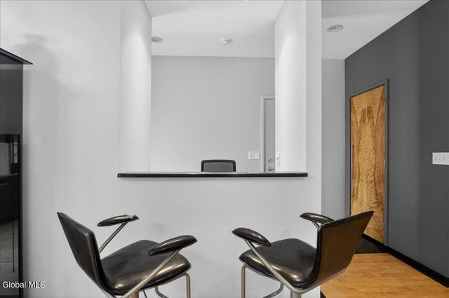 7 Legends Way, Clifton Park, NY 12019