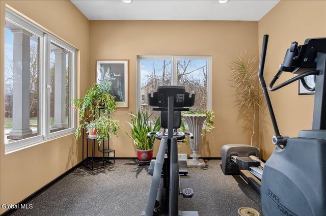 7 Legends Way, Clifton Park, NY 12019