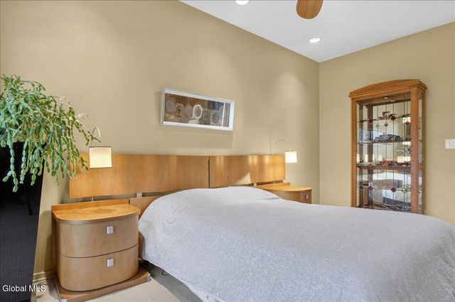 7 Legends Way, Clifton Park, NY 12019