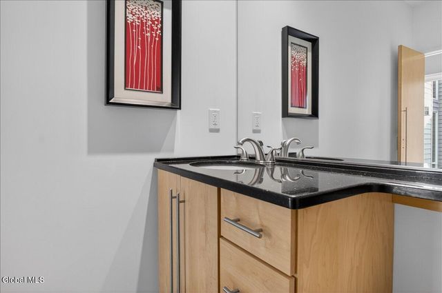 7 Legends Way, Clifton Park, NY 12019