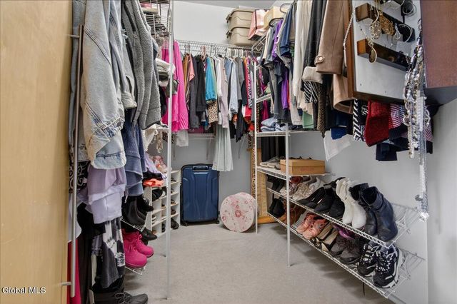 7 Legends Way, Clifton Park, NY 12019