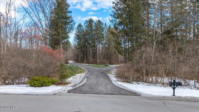 7 Legends Way, Clifton Park, NY 12019