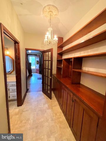 557 NELSON ST, Chambersburg, PA 17201
